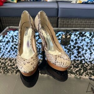 Michael Kors Tan Heels Elegant Stiletto Pumps